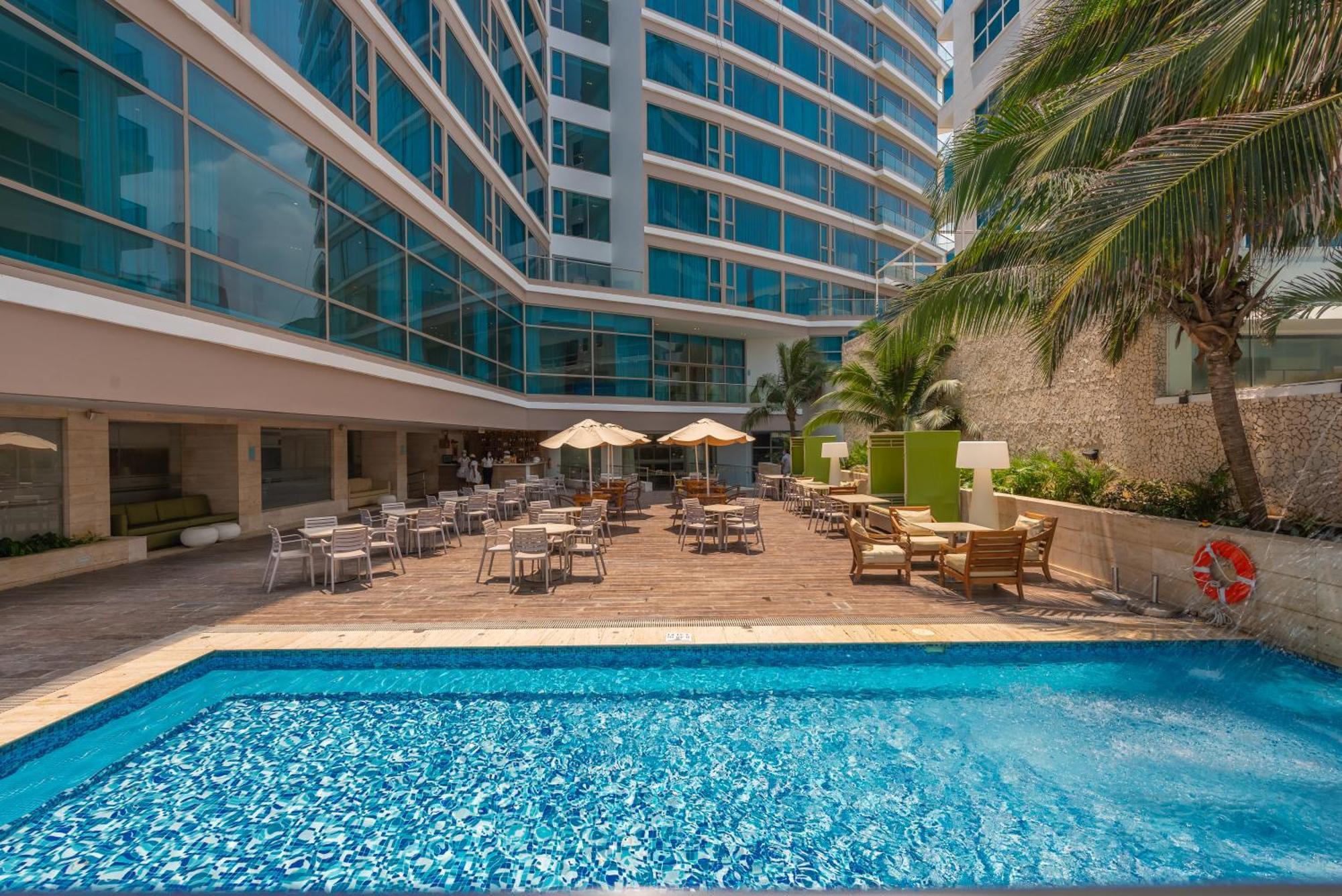Radisson Cartagena Ocean Pavillion Hotel Exterior photo